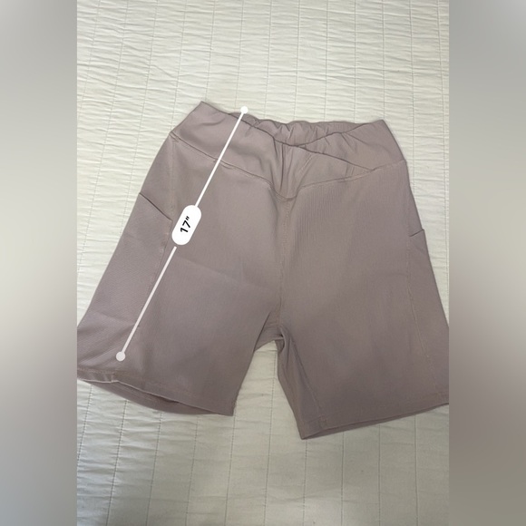 Women’s Ribbed High-Rise Crossover Taupe Biker Shorts Size XL - Picture 3 of 12